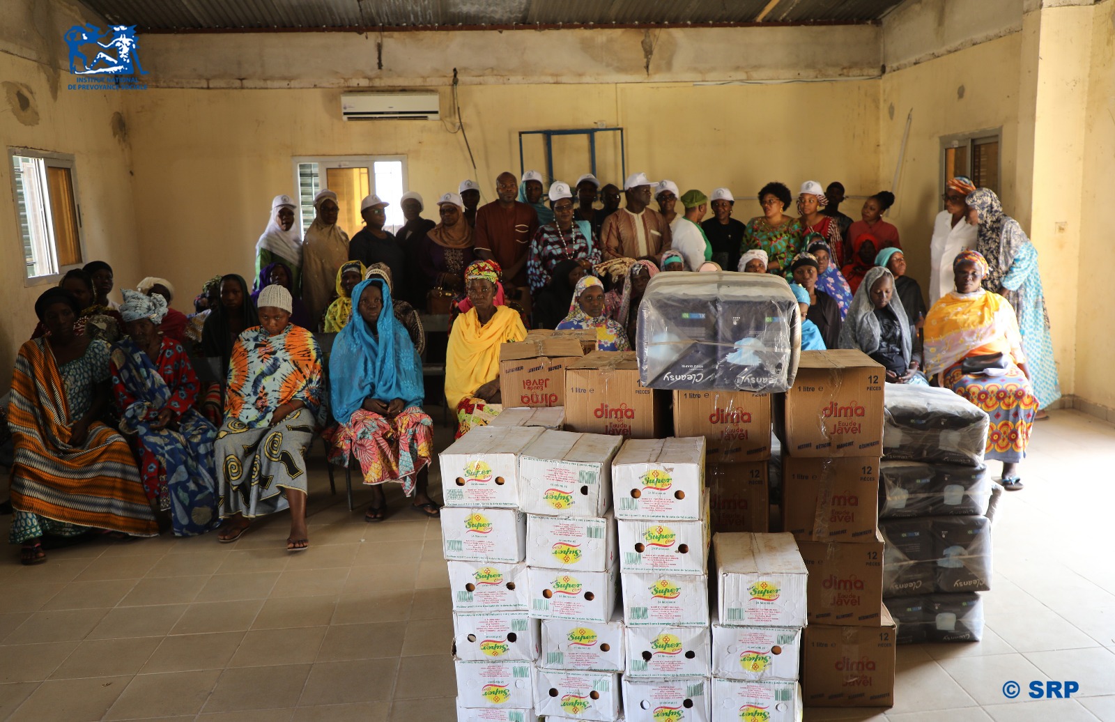 Hôpital du Point-G : l’amicale des femmes travailleuses de l’INPS apporte son aide aux femmes fistuleuses